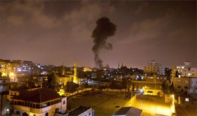 جنگنده‌های رژیم صهیونیستی یکی از پایگاه‌های قسام در غزه را بمباران کردند