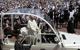 پاپ در سارایوو: "فضای جنگ" جهان را در بر گرفته است