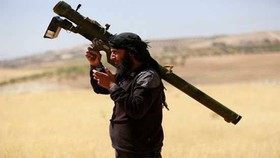 "با کمک آمریکا، داعش به مدرن‌ترین سلاح‌های لجستیکی مجهز شده است"