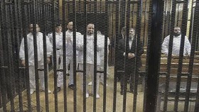 محکومیت‌ جهانی احکام دادگاه مصر علیه مرسی و رهبران اخوان المسلمین