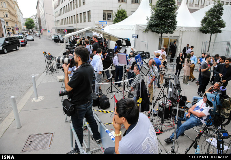 ضیافت ناهار وزیر خارجه اتریش برای خبرنگاران