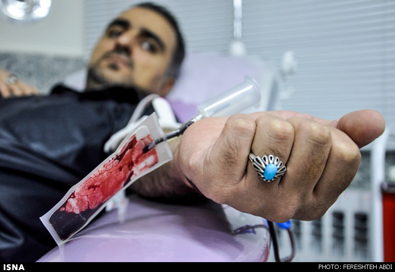 ثبت رکورد ایرانگردی به مناسبت روز جهانی اهداکنندگان خون