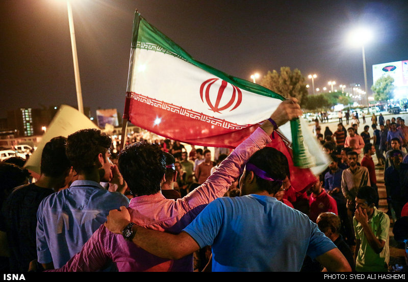 شادی دختران و پسران ایرانی بعد از توافق هسته ای وین