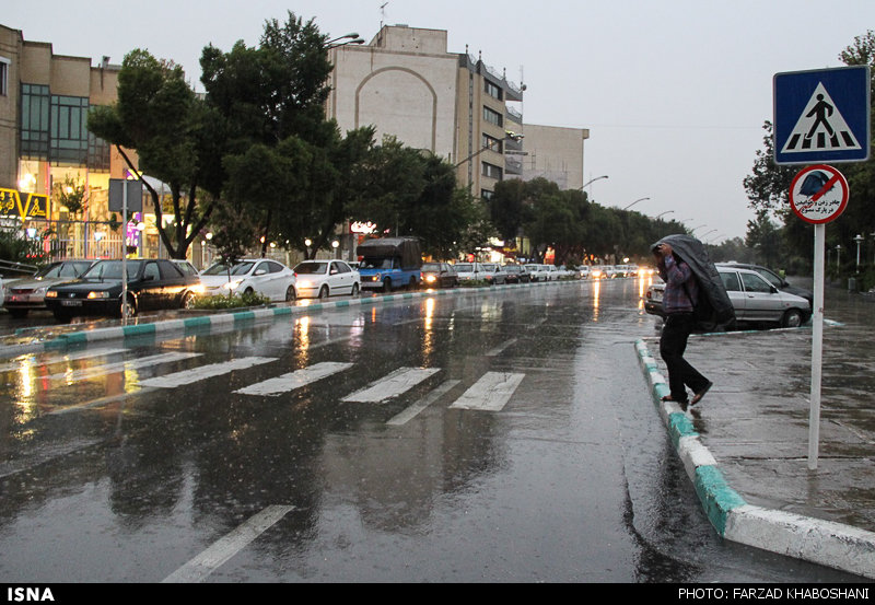 http://media.isna.ir/content/1437411987375_Farzad+Khabooshani-7.jpg/4