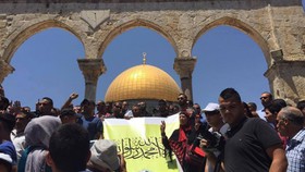 تظاهرات گسترده فلسطینیان در اعتراض به اهانت اخیر صهیونیست‌ها