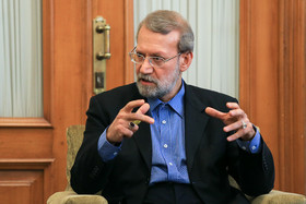 پیشنهاد لاریجانی به وزارت ارشاد درباره‌ی ارائه لایحه برای تبیین جایگاه خبرنگاران