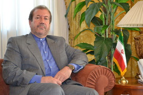 سفر هم‌زمان دو وزیر ایتالیایی به تهران بیانگر حمایت سیاسی از توسعه رابطه با ایران