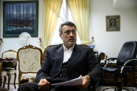 بعیدی نژاد: مبادلات تهران و سئول با یورو انجام می شود
حمید بعیدی نژاد