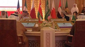 بیانیه مشترک کری و شورای همکاری خلیج فارس و مداخله درباره اوضاع سوریه و یمن