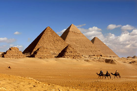 1439808062283_giza_cnt_30mar10_iStock_b.jpg