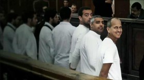 رئیس جمهور مصر 100 زندانی شامل خبرنگاران الجزیره را عفو کرد