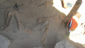 کشف تدفین دسته‌جمعی در یک تپه تاریخی در سمنان