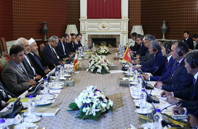 امضای ٨ یادداشت تفاهم و موافقتنامه همکاری میان ایران و قرقیزستان