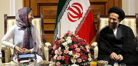 مجلس از توسعه همکاری‌های ایران و اکوادور حمایت می‌کند
