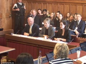 آنجلینا جولی در پارلمان انگلیس: داعش از تجاوز به عنوان یک سیاست استفاده می‌کند