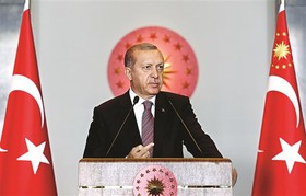 اردوغان: روسیه مرتکب "اشتباه سنگینی" در سوریه می‌شود