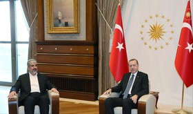 دیدار خالدمشعل با اردوغان/ آنکارا تحرک جدی سازمان ملل علیه تجاوزات اسرائیل را خواستار شد