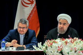 مشکلات ایران و آمریکا با دست دادن حل نمی‌شود/ عمل به توافق هسته‌ای آزمایش بزرگ اعتماد است