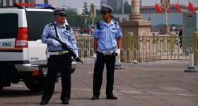 محاکمه مدافع سرشناس حقوق‌بشر چین به دلیل انتقاد از حزب حاکم