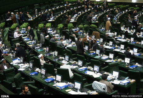 اعلام حمایت فراکسیون مستقلین ولایی از وزیر راه صحن مجلس