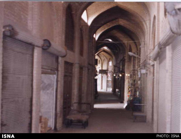 ساماندهی و مرمت شبانه بازار تاریخی سمنان