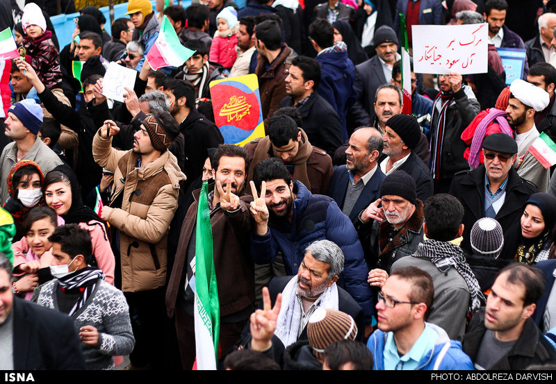 تقدیر از "خلق حماسه‌ عظیم وحدت و اتحاد ملی" در 22 بهمن