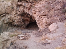 1457435021074_800px-Do_ashkaft_cave_2.jpg