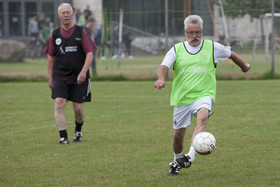 1459669286656_Granddad-football.jpg