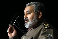سپاه در دفاع مقدس اجازه نداد یک وجب از خاک ایران به دست دشمن بیفتد