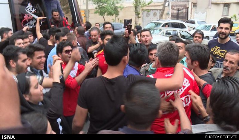  یکی از مسولان شهر تهدیدم کرد