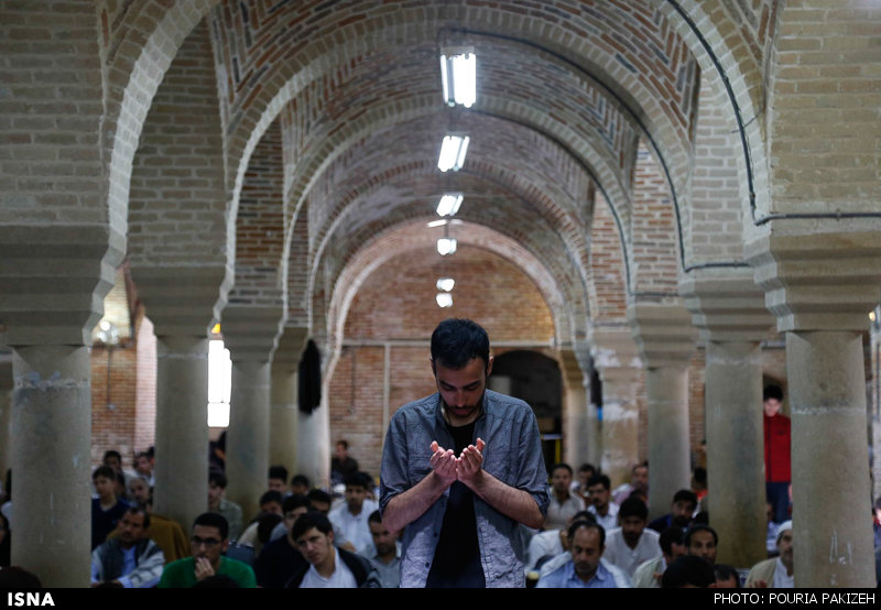 اولین روز مراسم اعتکاف - همدان