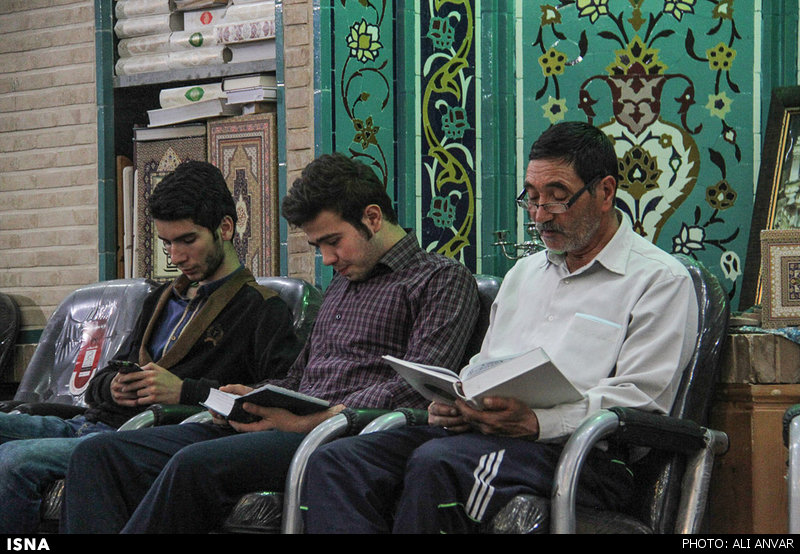 آیین معنوی اعتکاف در اردبیل