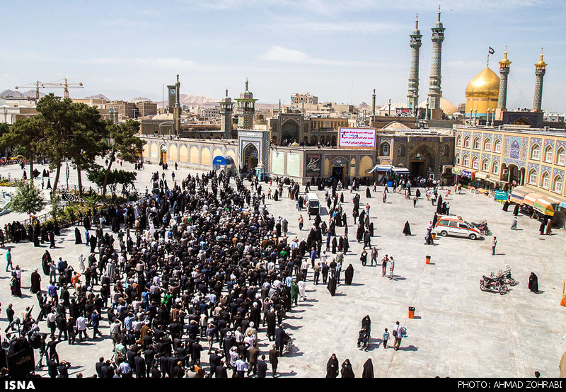 عزاداری خادمان حرم حضرت معصومه (س) در سالروز شهادت امام موسی کاظم (ع)