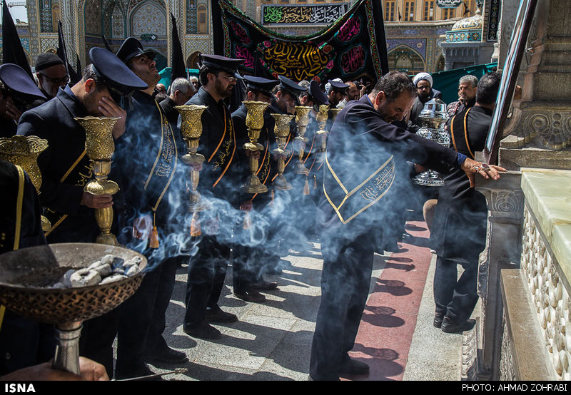 عزاداری خادمان حرم حضرت معصومه (س) در سالروز شهادت امام موسی کاظم (ع)