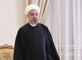 روحانی از نمایشگاه دستاوردهای وزارت دفاع در سال 92 بازدید کرد