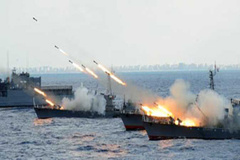 نمایش اقتدار نیروی دریایی سپاه در تنگه هرمز و آبهای خلیج فارس