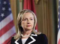 2012-07-07T021635Z_1_CBRE86606BQ00_RTROPTP_2_LATVIA-CLINTON.JPG