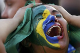 سوغات هواداران برزیل از شکست برابر آلمان+ تصاویر
