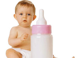 شیر مادر؛ بهترین الگوی رشد و تکامل کودک را فراهم می‌کند