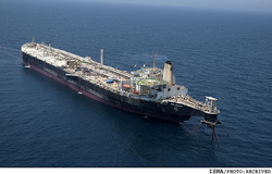 نجات نفتکش ایرانی از محاصره دزدان دریایی