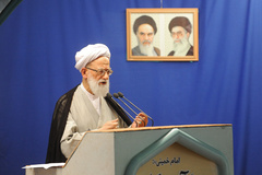 امام جمعه موقت تهران: باید با تجربه جلوی نفوذ را گرفت