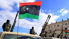 حمله جنگنده‌های ناشناس به مقرهای داعش در سرت/ اروپا مداخله نظامی در لیبی را بررسی می‌کند