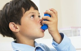 دانش آموزان مدارس ابتدایی بیشترین گروه مبتلا به بیماری آسم