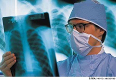 تهدید سلامت جامعه با تداوم کاستی‌های ناشی از کمبود تجهیزات رادیولوژی