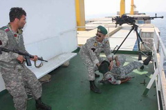 ربودن یک قایق ایرانی توسط دزدان دریایی سومالی