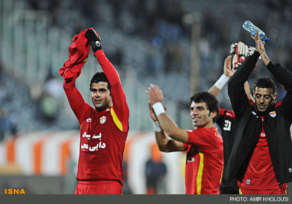 بازی استقلال تهران و فولاد خوزستان