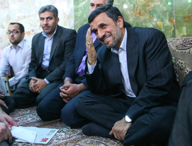 کنایه آیت‌الله مهدوی کنی به احمدی‌نژاد