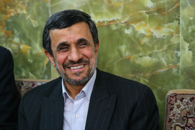 رمز عبور توقیف شد/دادگاه در حال جمع‌آوری ادله پرونده احمدی‌نژاد است