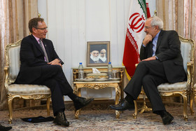 ظریف: حصول توافق نهایی یک مسوولیت سنگین و مشترک بین ایران و 1+5 است