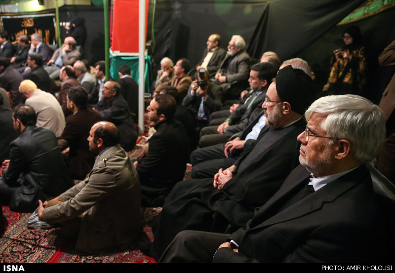  گزارش تصویری از حضور سیدمحمد خاتمی در مراسم عزاداری